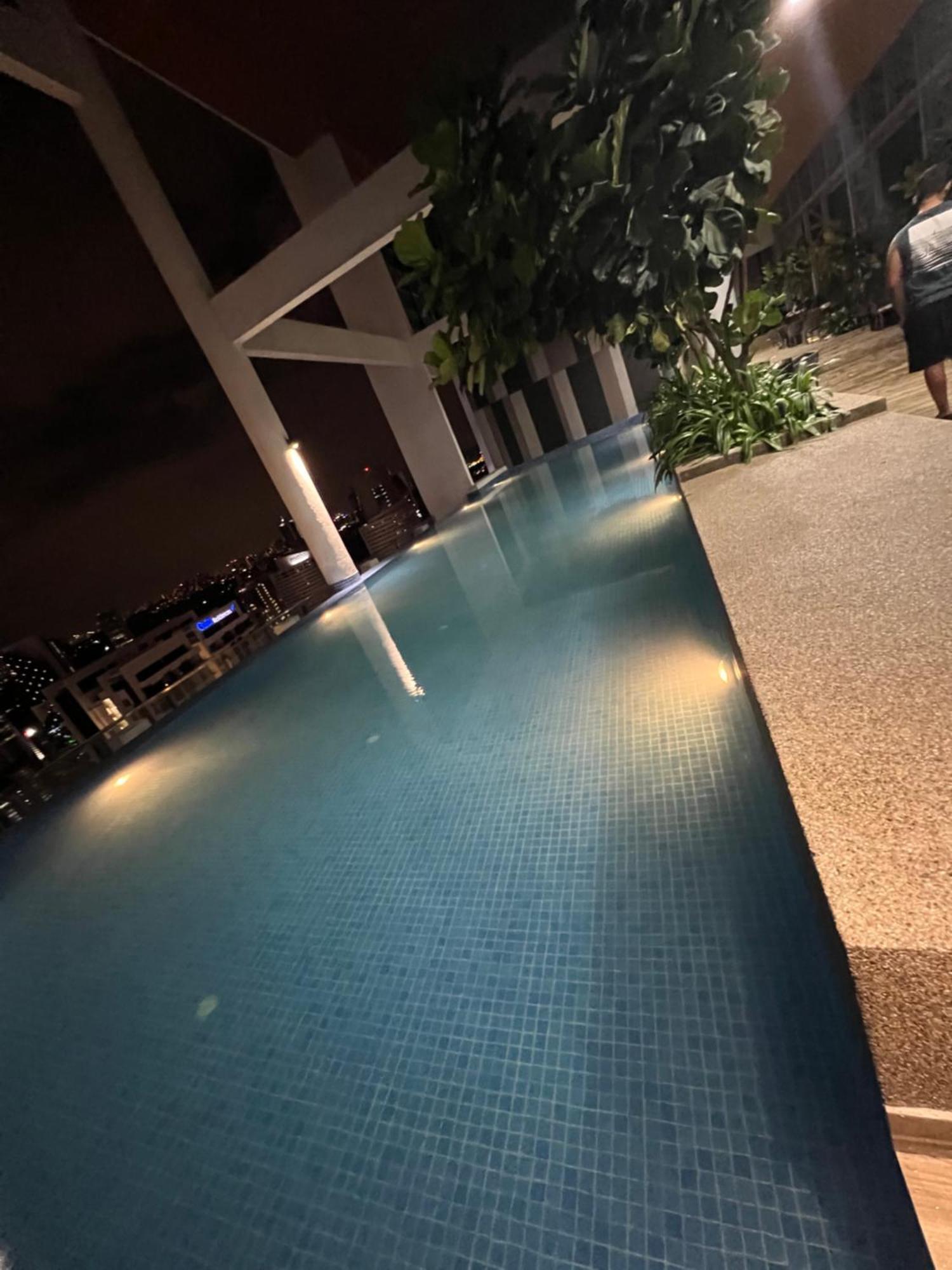 The Colony By Stay Suites Klcc 쿠알라룸푸르 외부 사진