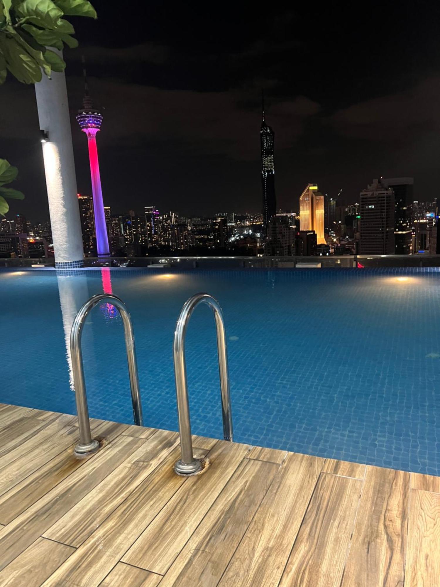 The Colony By Stay Suites Klcc 쿠알라룸푸르 외부 사진