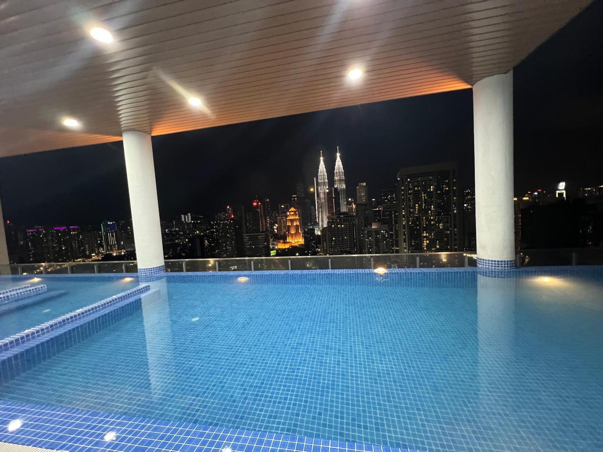 The Colony By Stay Suites Klcc 쿠알라룸푸르 외부 사진