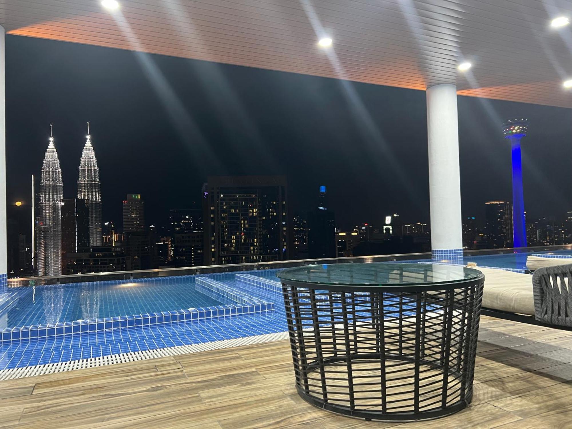 The Colony By Stay Suites Klcc 쿠알라룸푸르 외부 사진