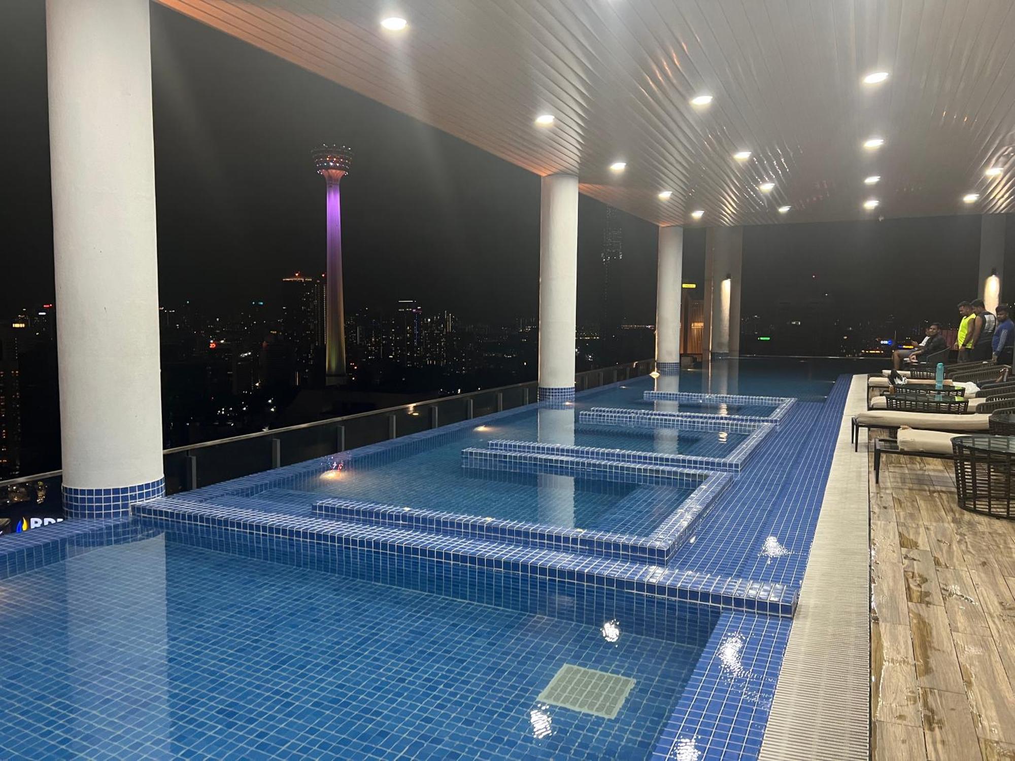 The Colony By Stay Suites Klcc 쿠알라룸푸르 외부 사진